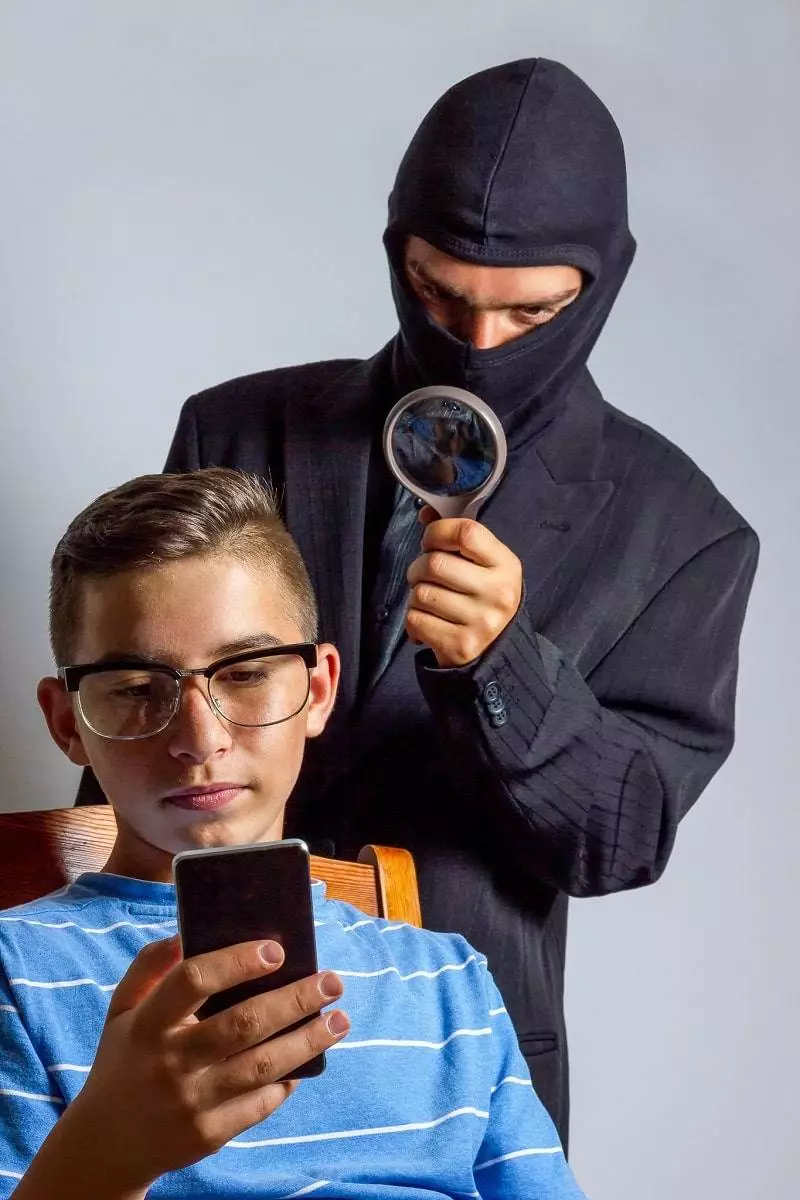 Hackers Are Making a Fortune Stealing from Kids in 'Roblox
