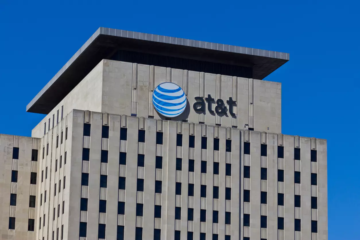 Hackers Exposed AT&T Email Accounts To Steal Crypto