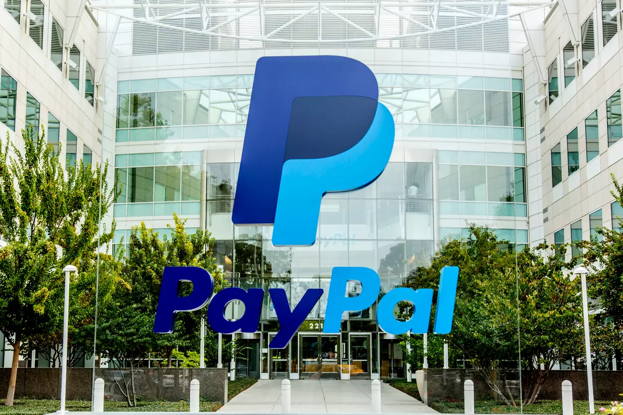 A guide to PayPal for managing your money - CBS News