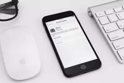 Apple will Automatically Install Security Updates