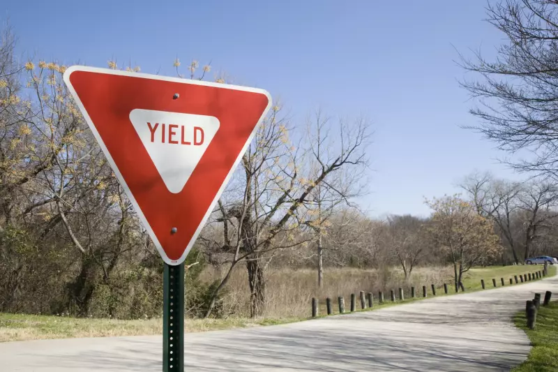 What Does The Yield Sign Mean What Does The Yield Sign Mean