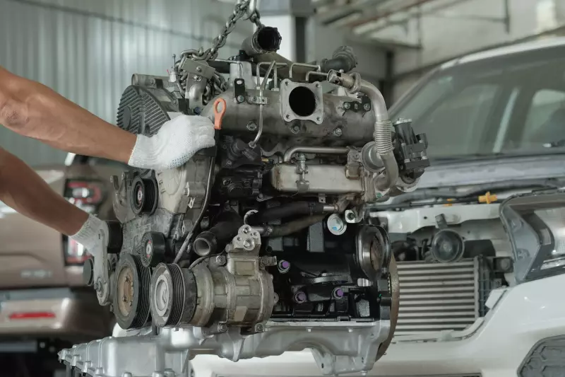 How To Fix Engine Rattling Problems?