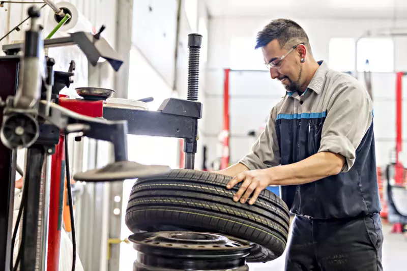 Stretch-ing the Belts – Tire Review, Auto Service