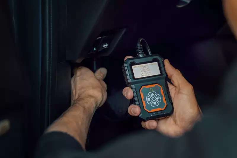 How an OBD2 Scanner Works